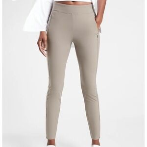 Athleta Stellar Tight Legging in Soft Dark Taupe/Gray NWT 24 (Plus)
